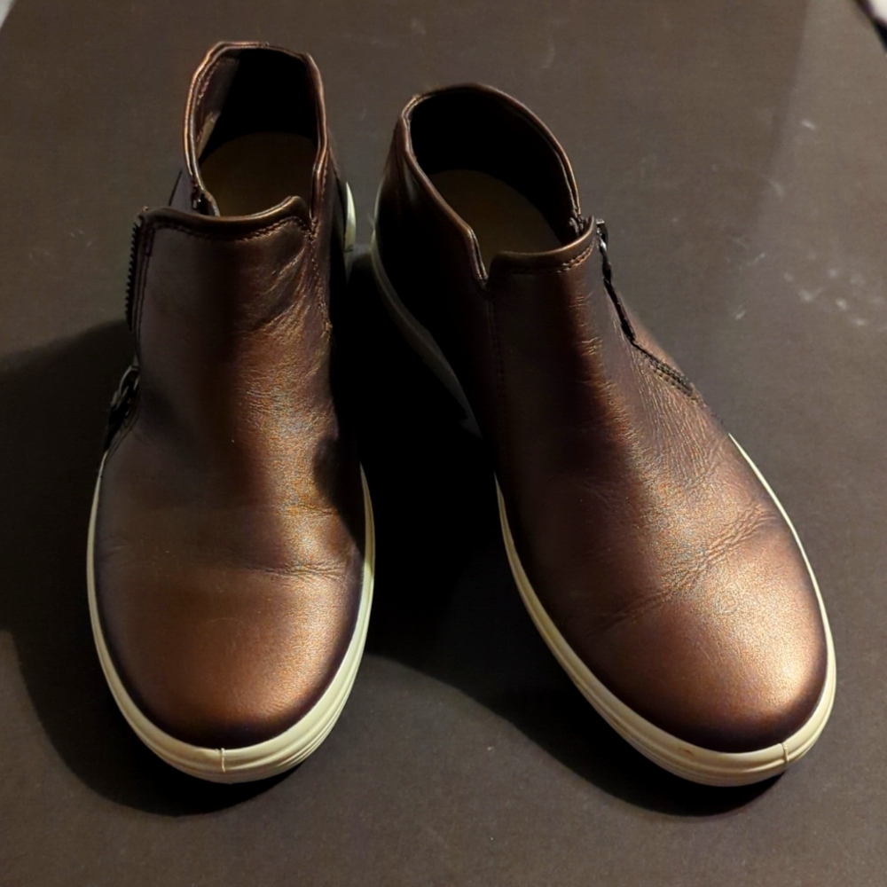 Ecco zip up booties